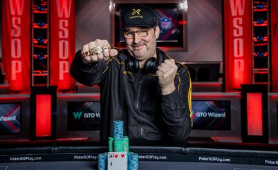 Phil Hellmuth ganha 17º bracelete da WSOP