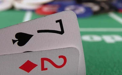 Os 10 erros mais comuns nos limites mais baixos do poker