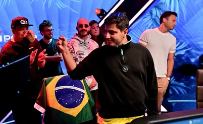 Marcelo Aziz faz história e conquista maior premiação do poker brasileiro no Super Main Event da WSOP Paradise